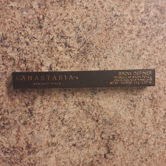 Anastasia Beverly Hills Brow Definer Taupe - Picture 1 of 1